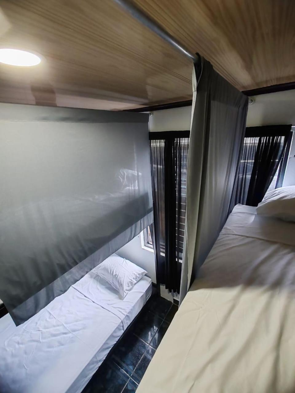 Blackout Hostel La Fortuna Eksteriør billede